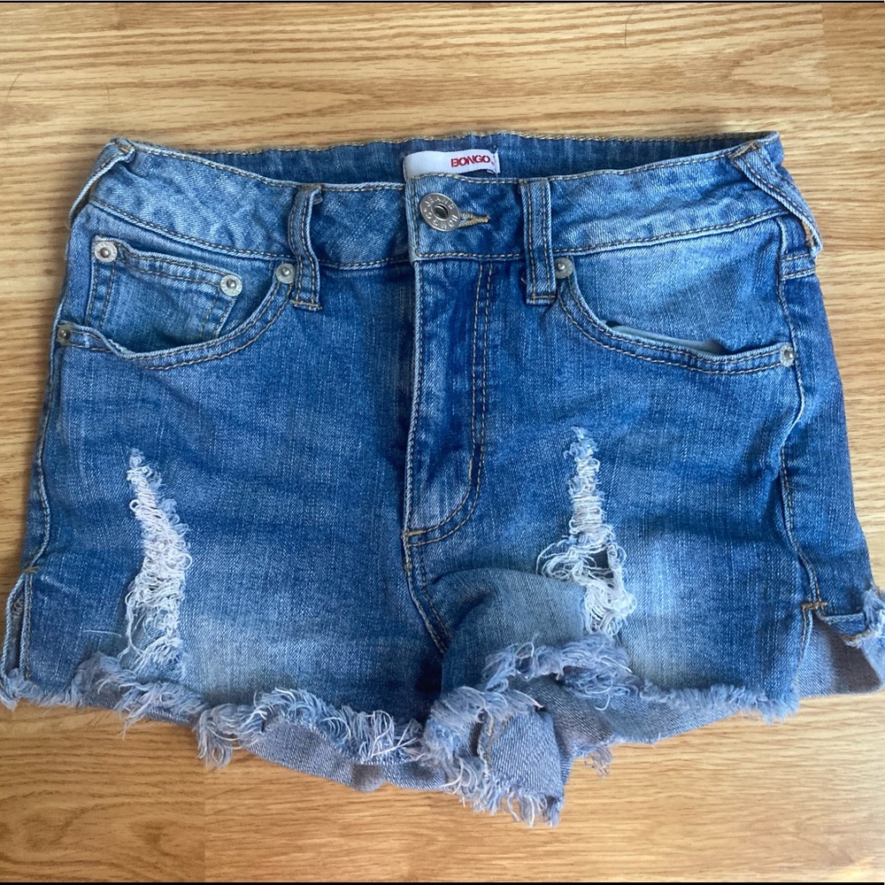 Super Cute High Waisted Bongo Jean Shorts!